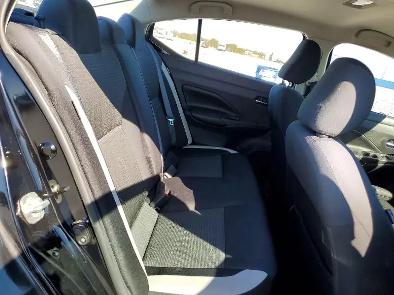 2020 NISSAN VERSA SV  