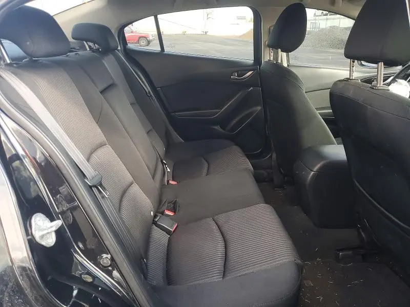 2015 MAZDA 3 TOURING  