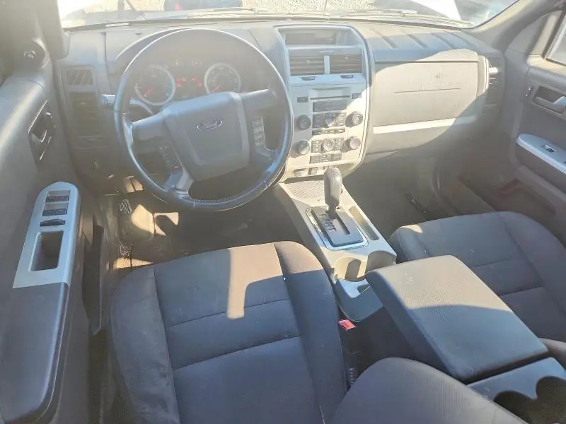 2010 FORD ESCAPE XLT  