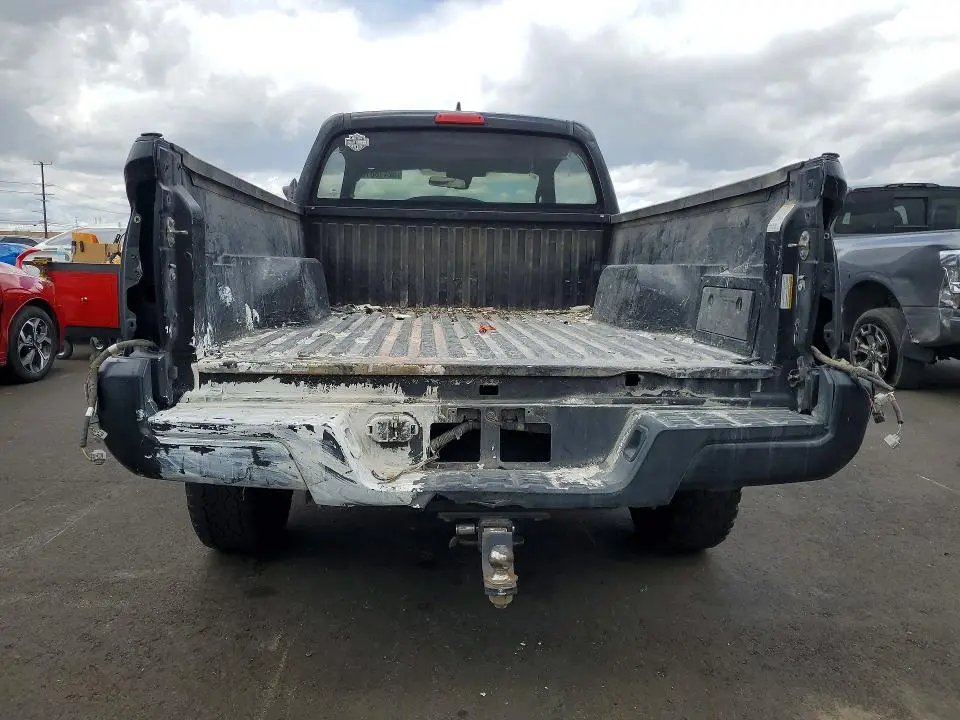 2019 TOYOTA TACOMA SR  