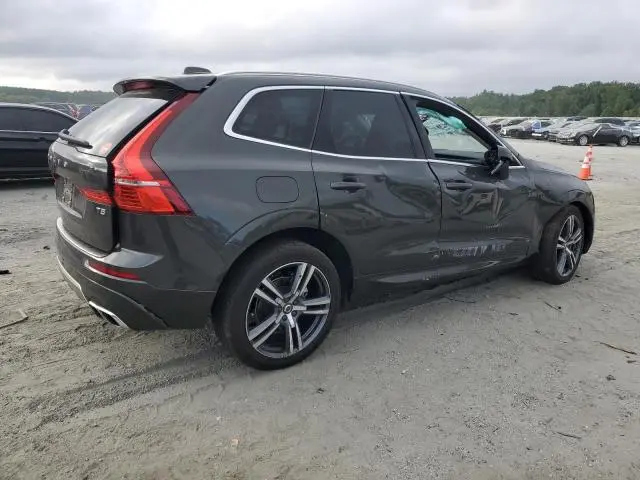 2021 VOLVO XC60 T5 MOMENTUM  
