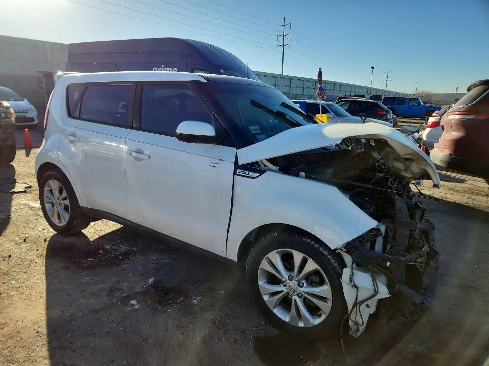 2016 KIA SOUL +  