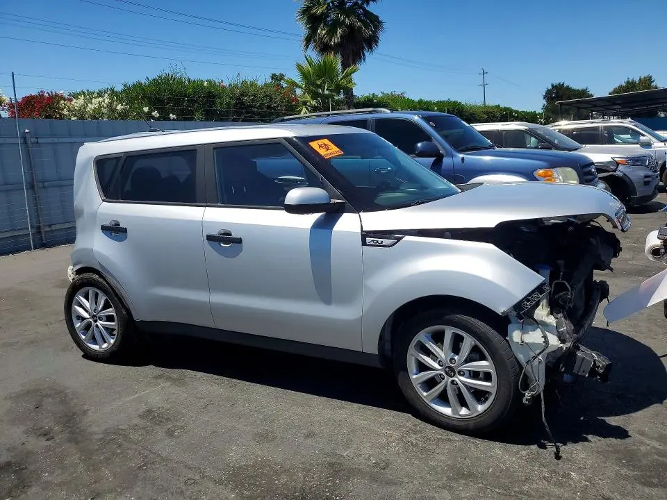 2018 KIA SOUL +  