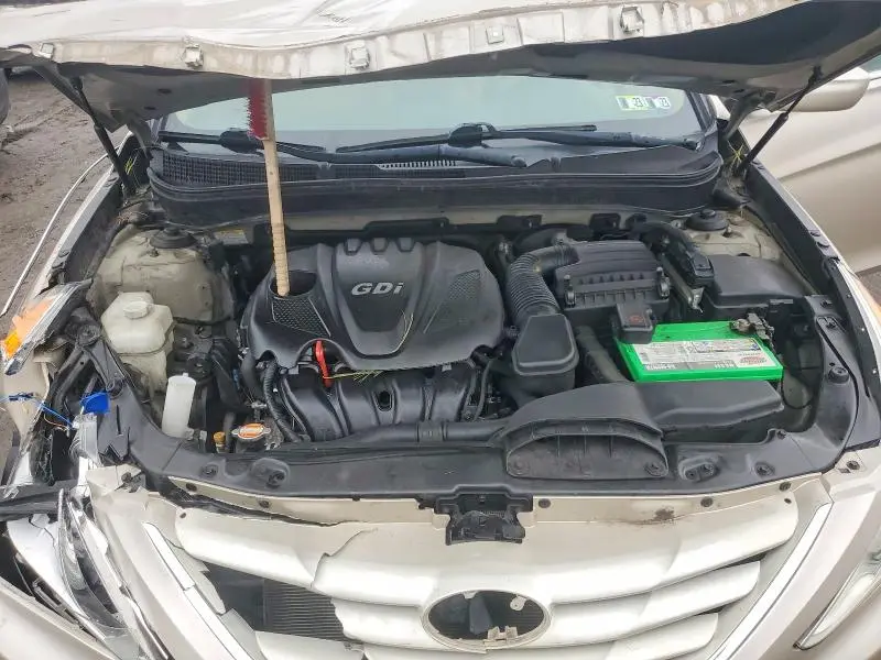 2012 HYUNDAI SONATA GLS  