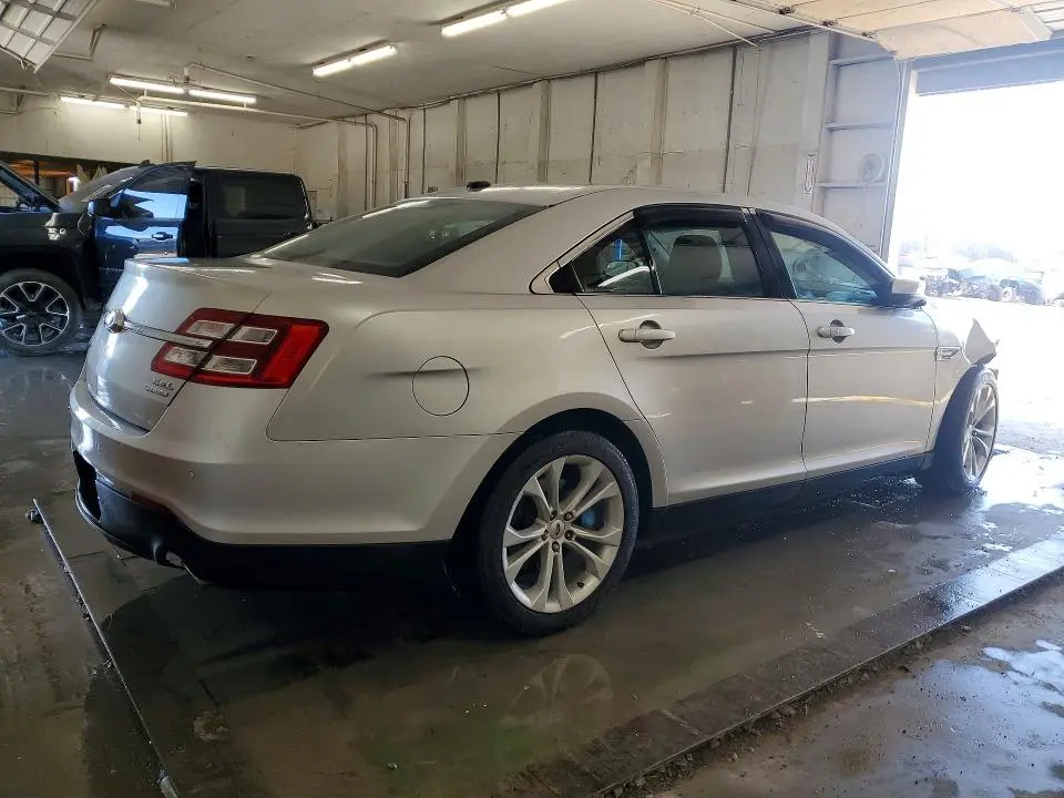 2013 FORD TAURUS SEL  