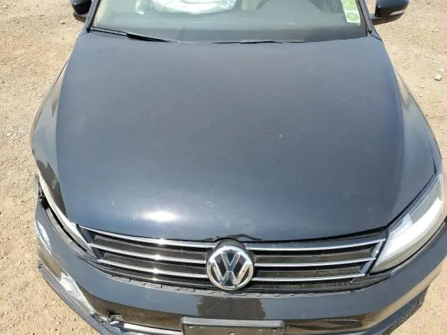 2017 VOLKSWAGEN JETTA SE  
