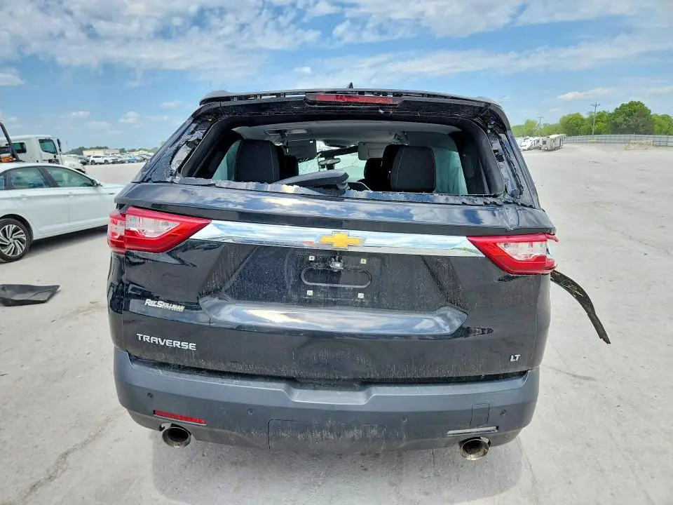2018 CHEVROLET TRAVERSE LT  