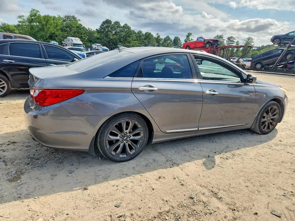 2012 HYUNDAI SONATA SE  