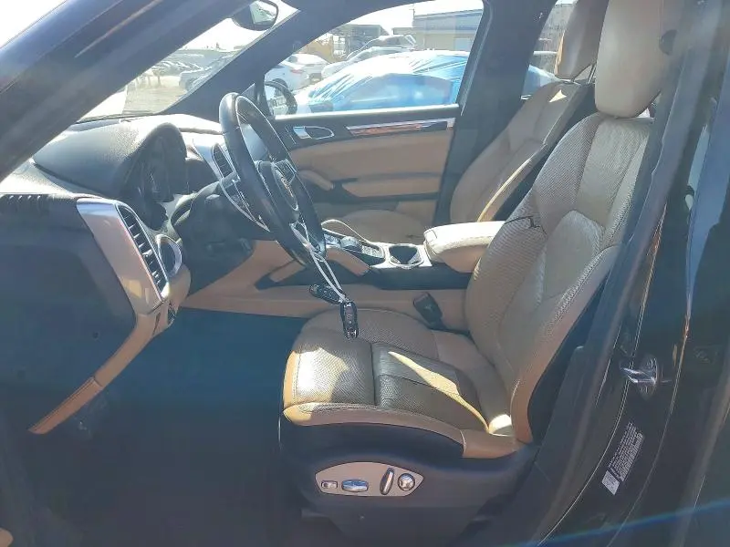 2016 PORSCHE CAYENNE SE HYBRID  