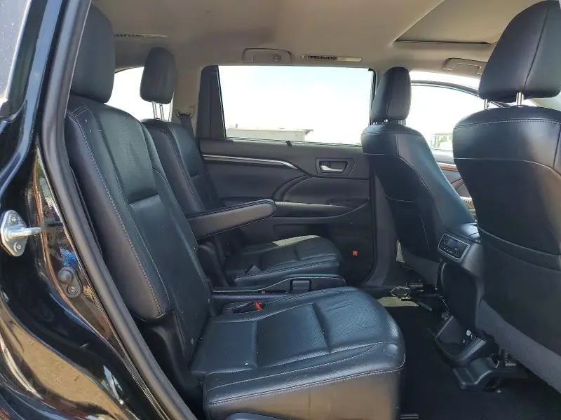 2015 TOYOTA HIGHLANDER LIMITED  