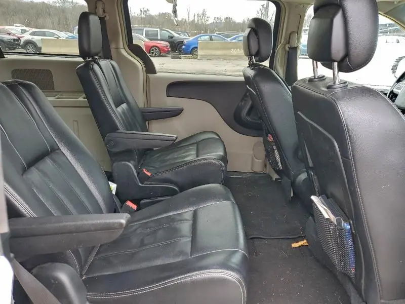 2014 CHRYSLER TOWN & COUNTRY TOURING  
