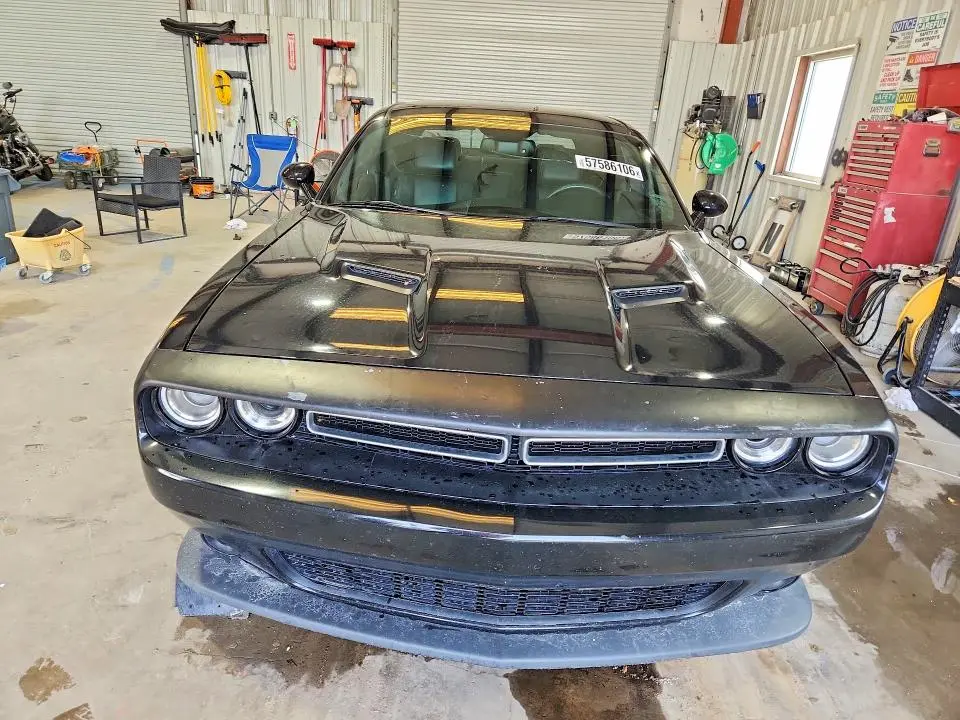 2015 DODGE CHALLENGER SXT PLUS  