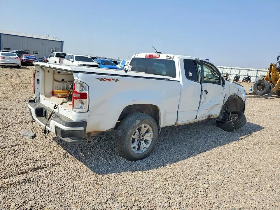 2022 CHEVROLET COLORADO LT  
