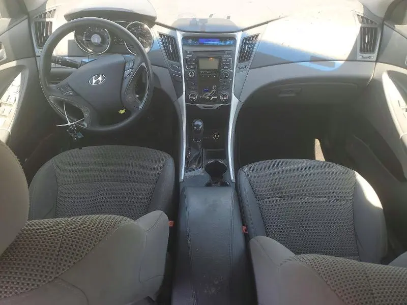 2011 HYUNDAI SONATA GLS  