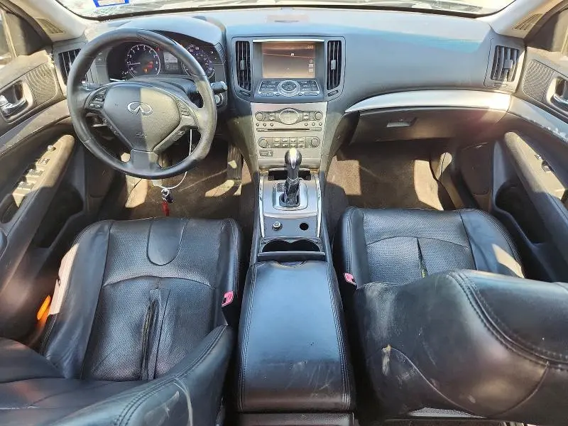 2015 INFINITI Q40   