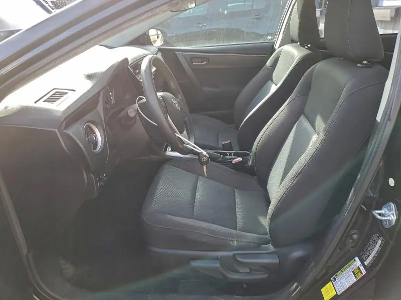 2017 TOYOTA COROLLA LE  