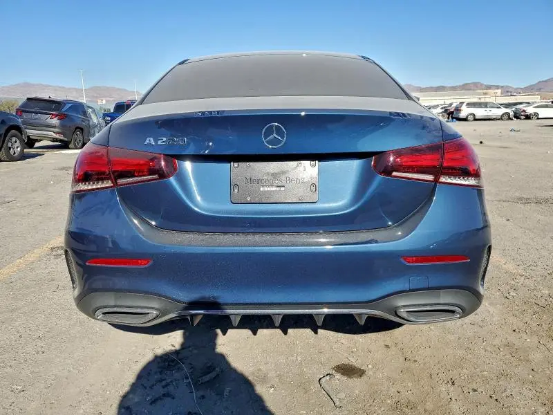 2021 MERCEDES-BENZ A 220  