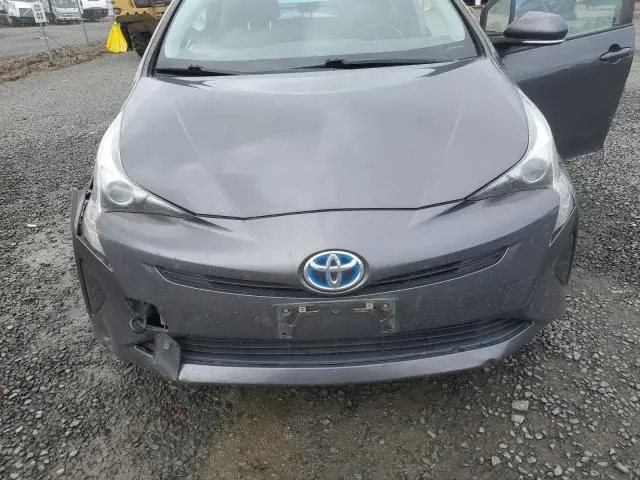 2016 TOYOTA PRIUS   