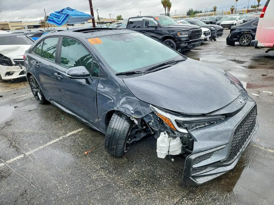 2025 TOYOTA COROLLA SE  
