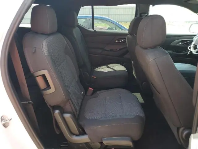 2023 CHEVROLET TRAVERSE LT  