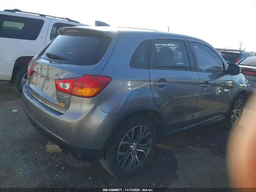 2017 MITSUBISHI OUTLANDER SPORT 2.4 SE
