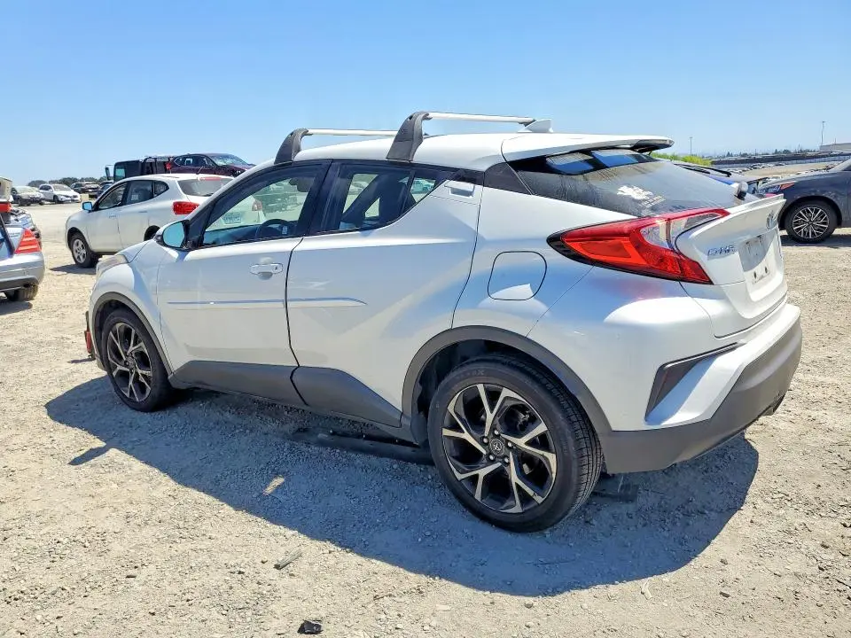 2018 TOYOTA C-HR XLE PREMIUM  