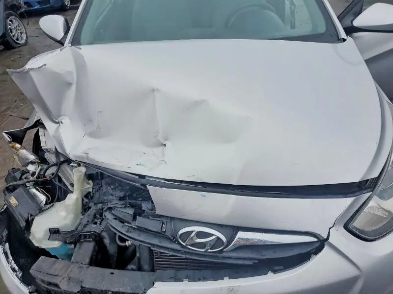 2014 HYUNDAI ACCENT GLS  