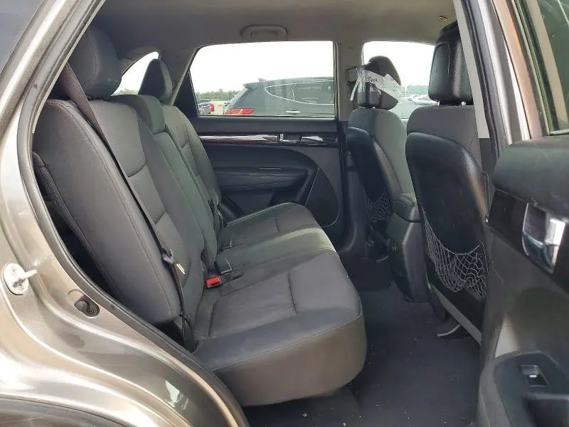 2012 KIA SORENTO LX  