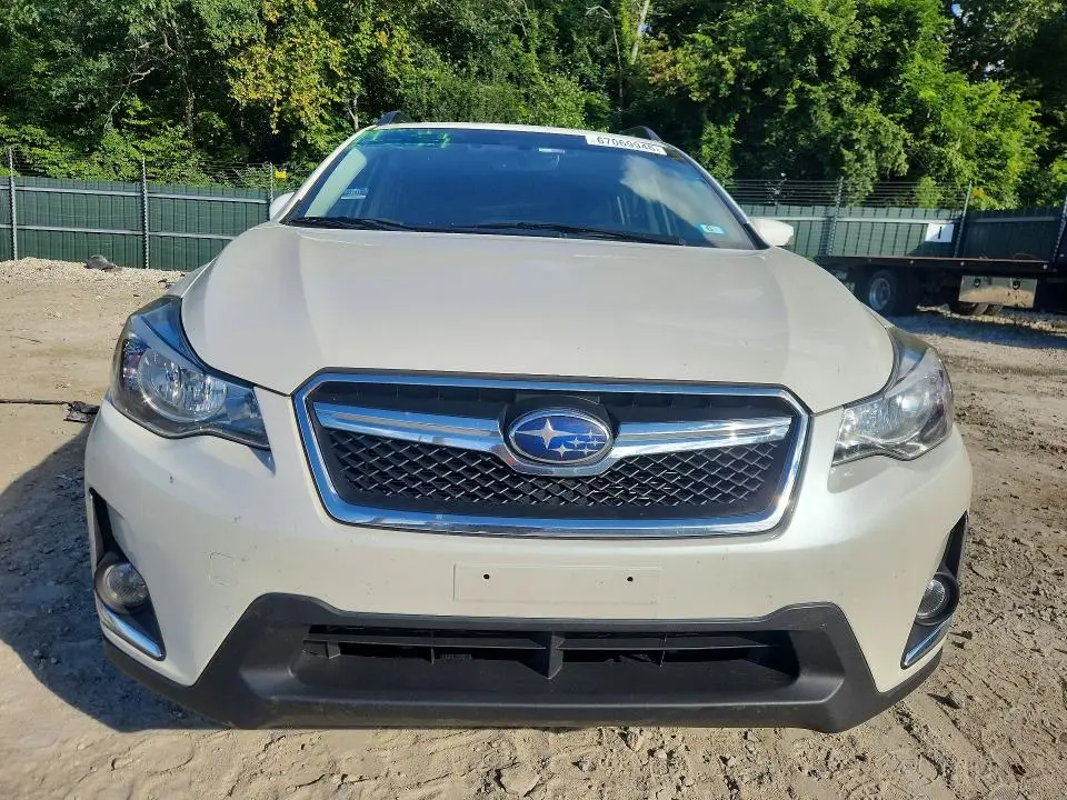 2017 SUBARU CROSSTREK LIMITED  