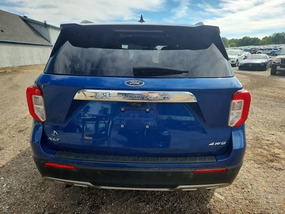 2021 FORD EXPLORER XLT  