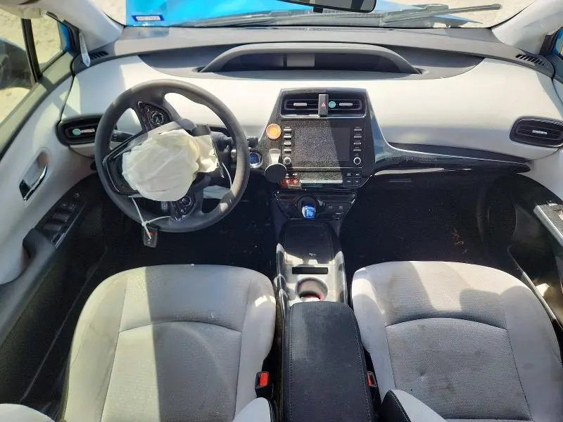 2020 TOYOTA PRIUS LE  