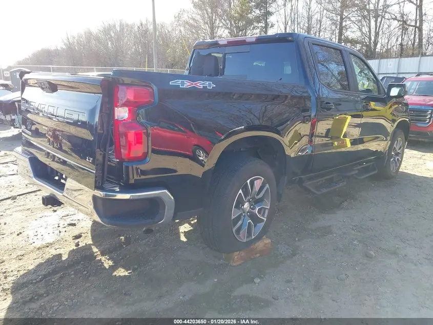 2025 CHEVROLET SILVERADO 1500 4WD  STANDARD BED LT