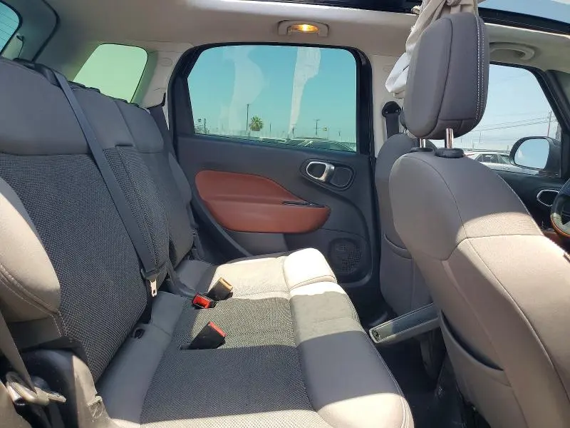2014 FIAT 500L TREKKING  