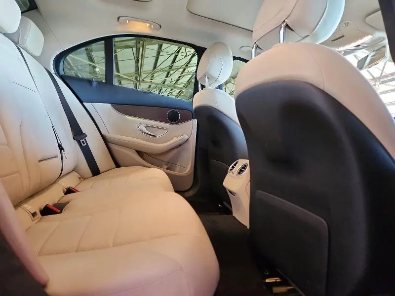 2019 MERCEDES-BENZ C 300  