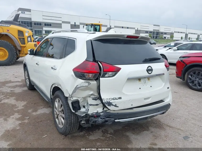 2019 NISSAN ROGUE SV