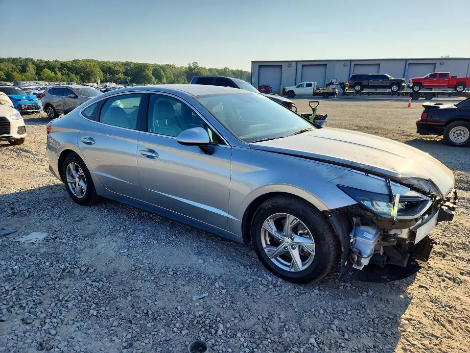 2020 HYUNDAI SONATA SE  