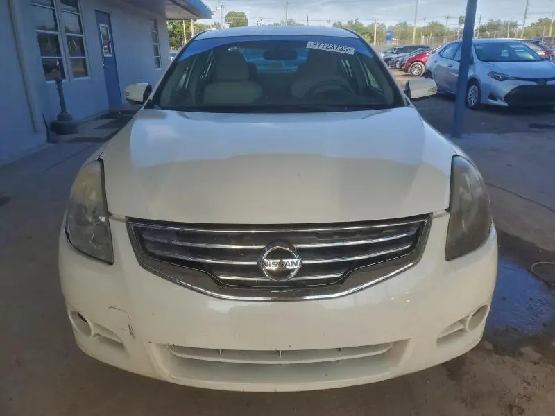2010 NISSAN ALTIMA BASE  
