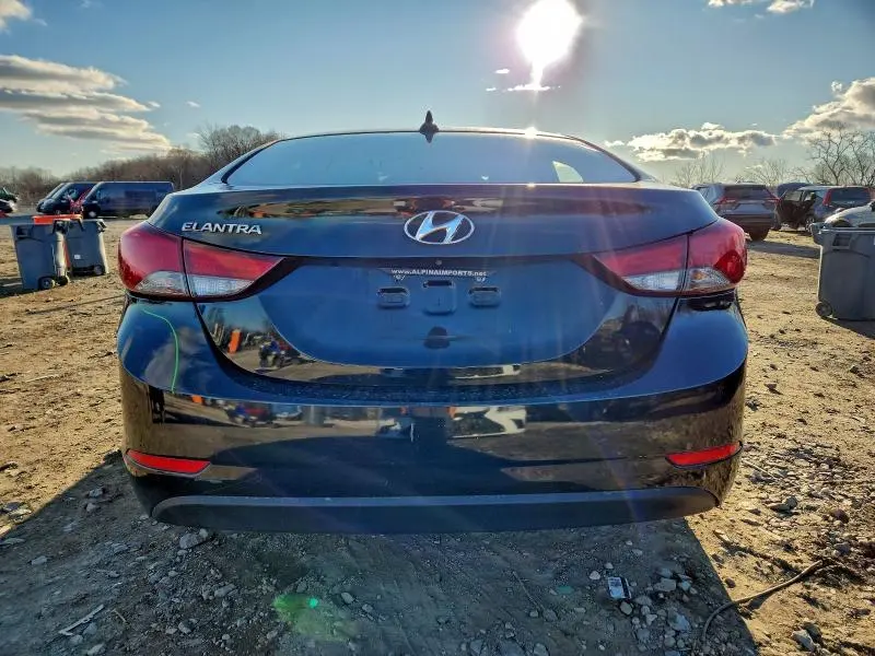 2015 HYUNDAI ELANTRA SE  