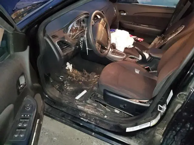 2014 CHRYSLER 200 LX  