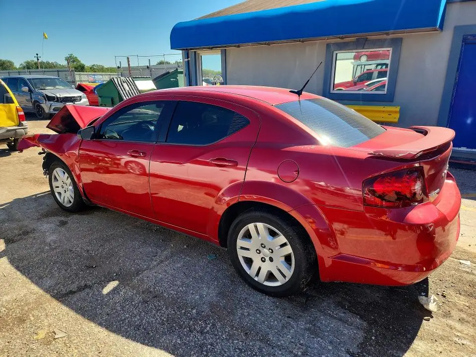 2013 DODGE AVENGER SE  
