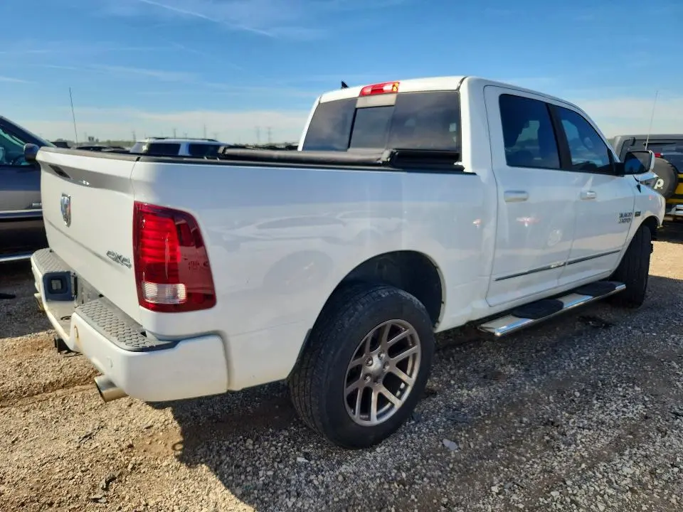 2016 RAM 1500 SPORT  