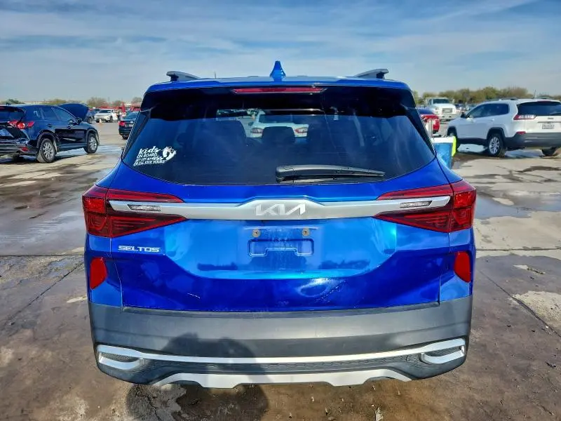 2022 KIA SELTOS S  