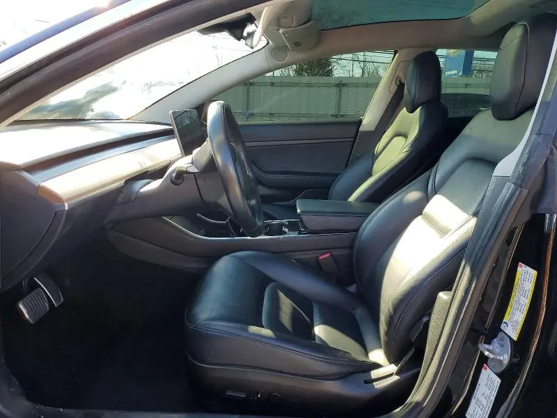2018 TESLA MODEL 3   