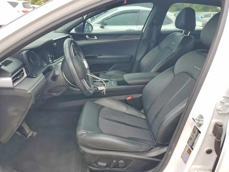 2022 KIA K5 GT LINE  