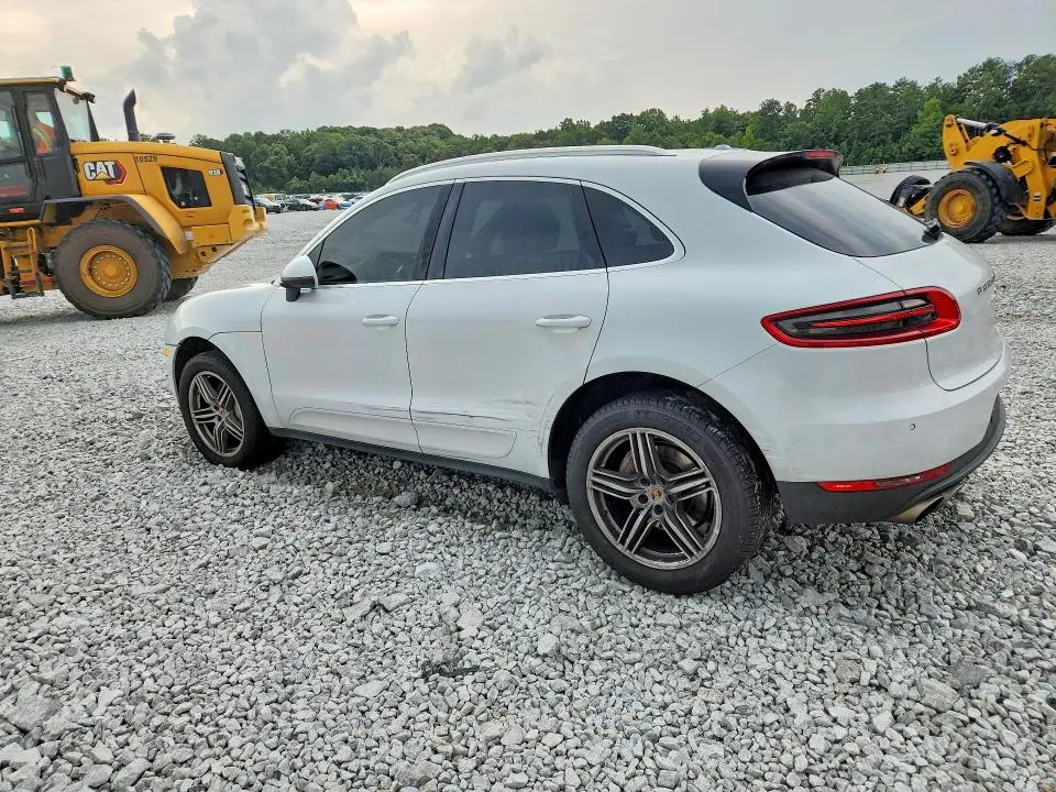 2016 PORSCHE MACAN S  