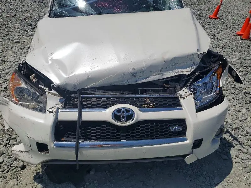 2011 TOYOTA RAV4 LIMITED  