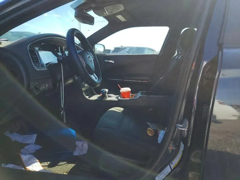 2013 DODGE CHARGER SE  