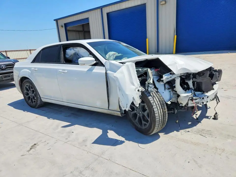 2022 CHRYSLER 300 TOURING L  
