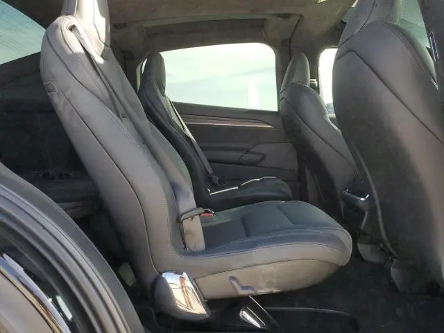 2025 TESLA MODEL X 