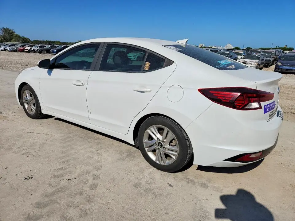 2020 HYUNDAI ELANTRA SEL  